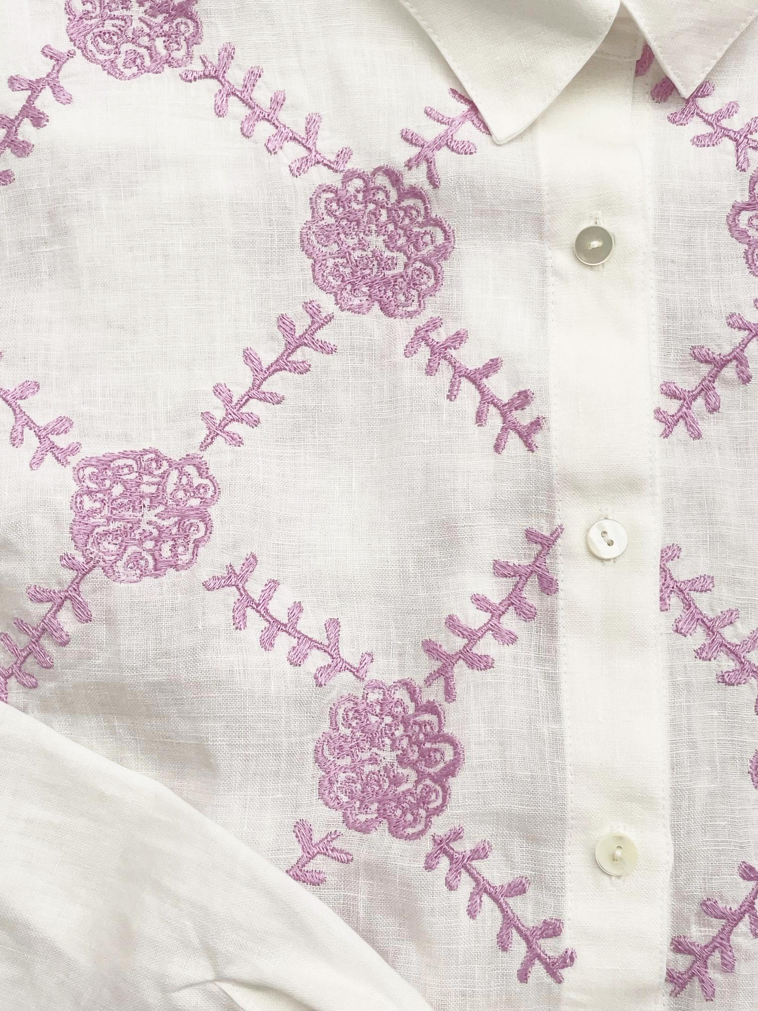 リネン 100%白　 刺繍シャツ　トウダイグサ刺繍　サイズが選べる【受注製作】　草花模様　ボタニカル | 12枚目