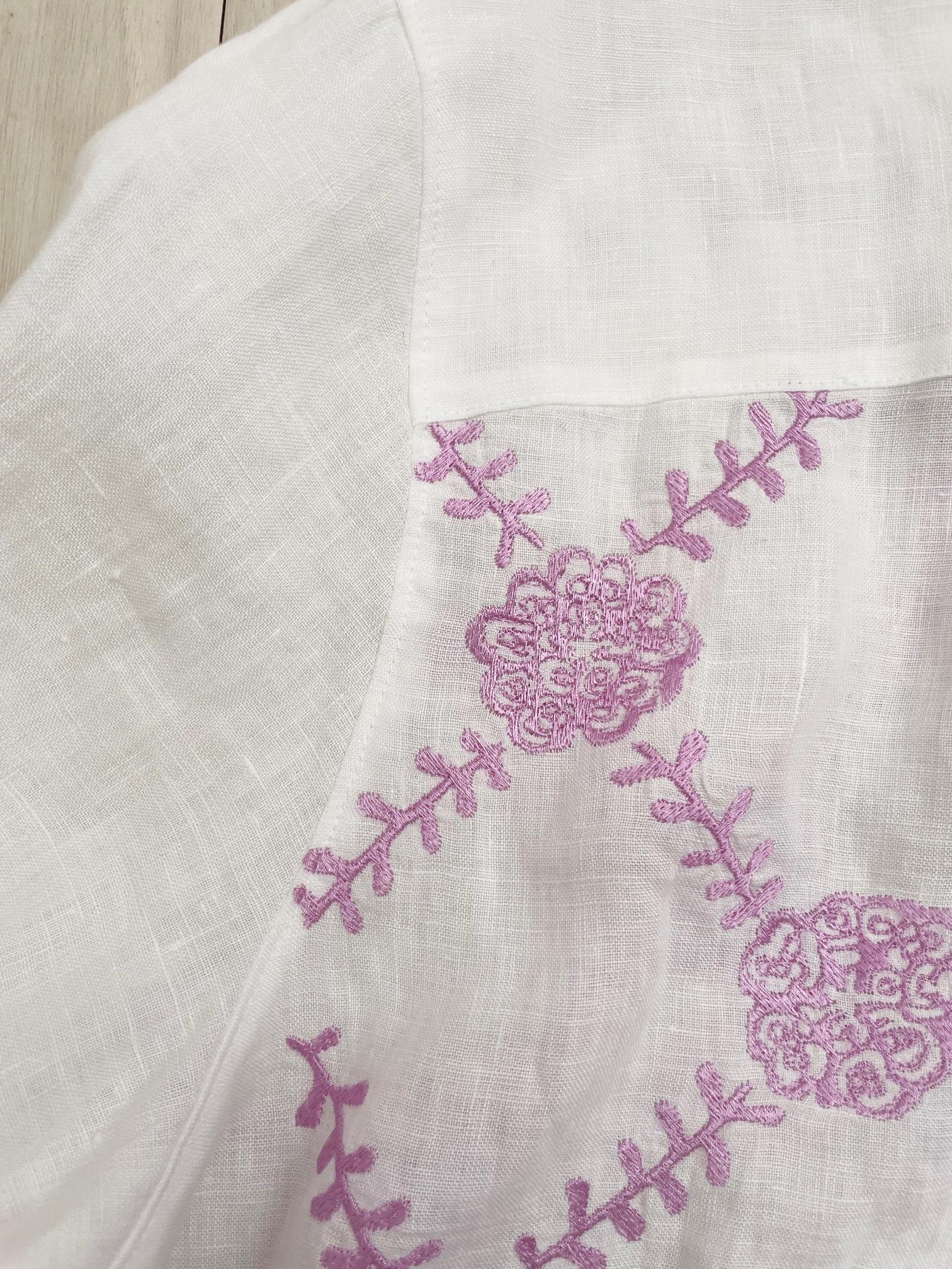 リネン 100%白　 刺繍シャツ　トウダイグサ刺繍　サイズが選べる【受注製作】　草花模様　ボタニカル | 8枚目